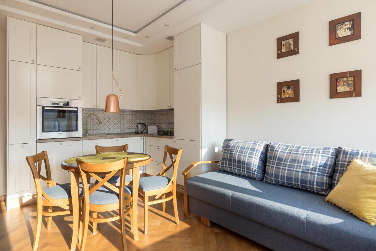 ורשה Piekna 2-Bedroom Apartment מראה חיצוני תמונה