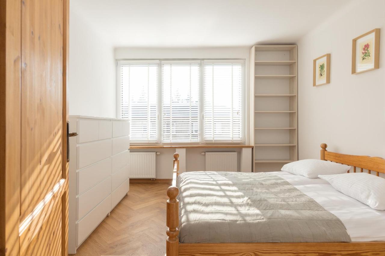 ורשה Piekna 2-Bedroom Apartment מראה חיצוני תמונה