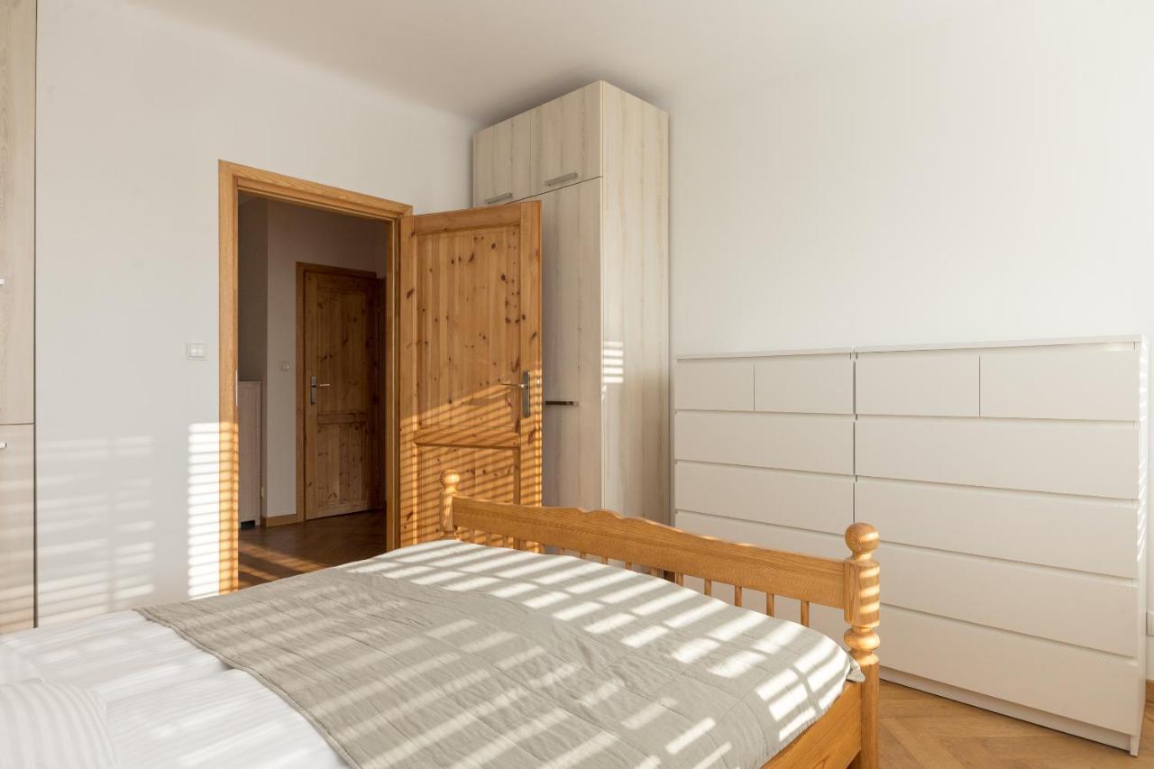 ורשה Piekna 2-Bedroom Apartment מראה חיצוני תמונה
